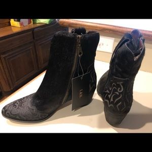 Boutique booties!